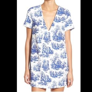 Missguided Blue and White Print V Neck Shift Dress